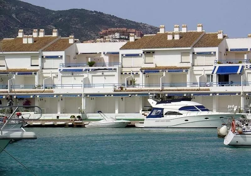 Apartamentos Poblado Marinero 3000