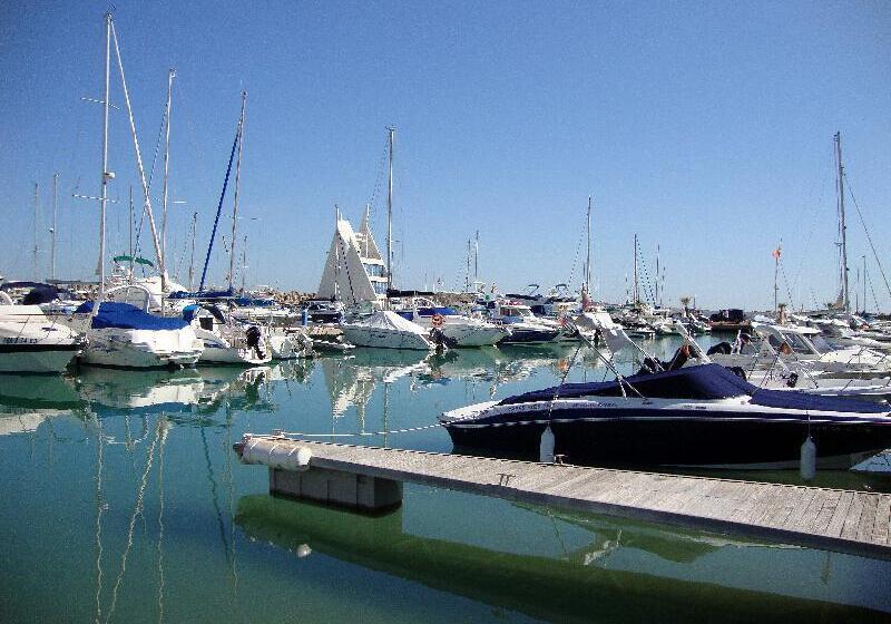 Apartamentos Poblado Marinero 3000