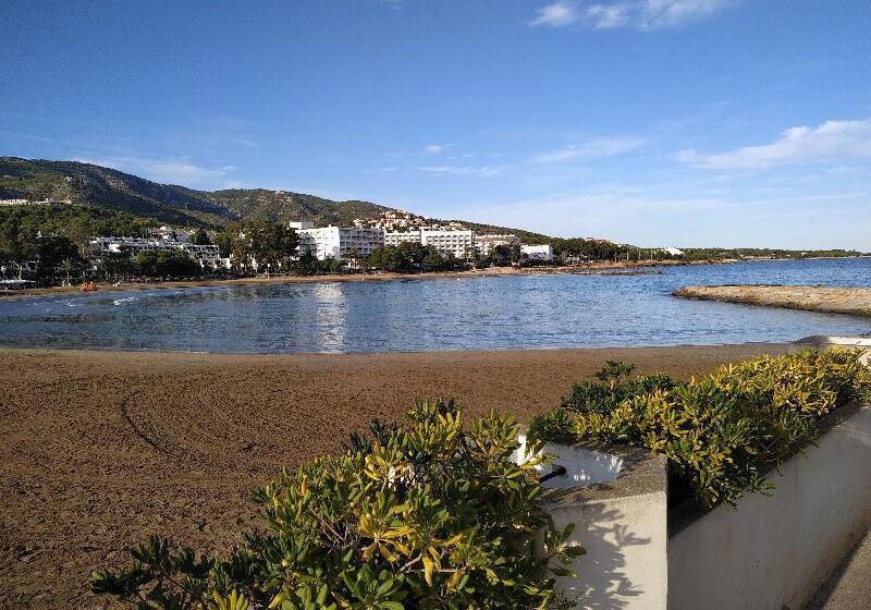 Apartamentos Poblado Marinero 3000