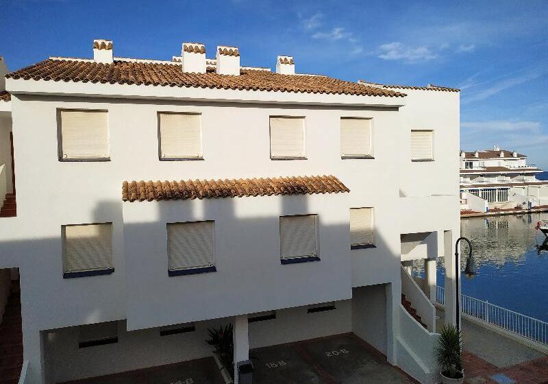 Apartamentos Poblado Marinero 3000