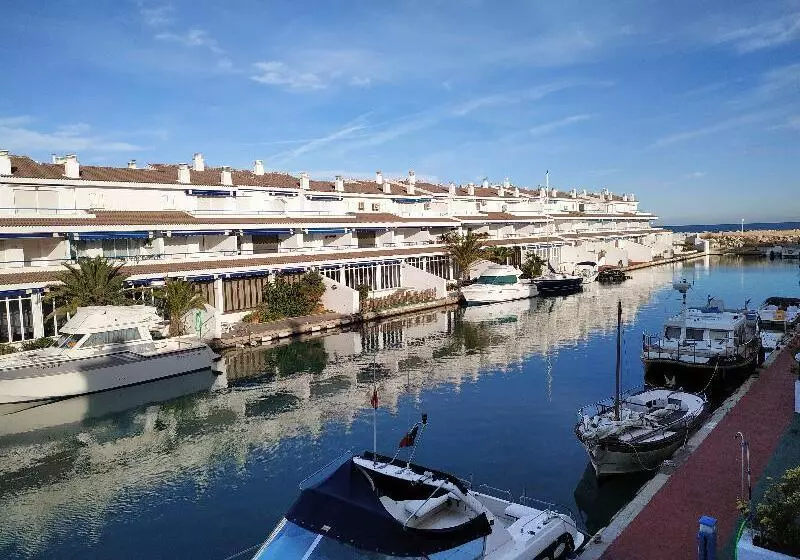 Apartamentos Poblado Marinero 3000