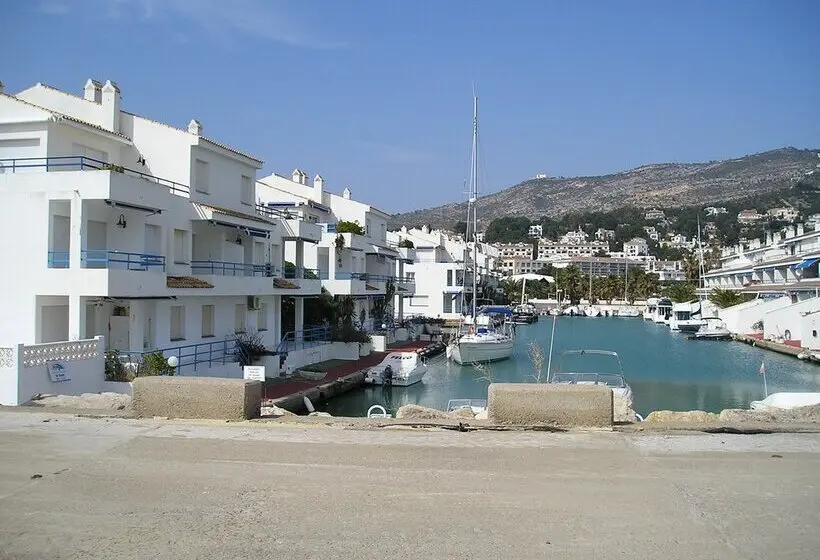 Apartamentos Poblado Marinero 3000