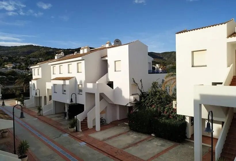 Apartamentos Poblado Marinero 3000