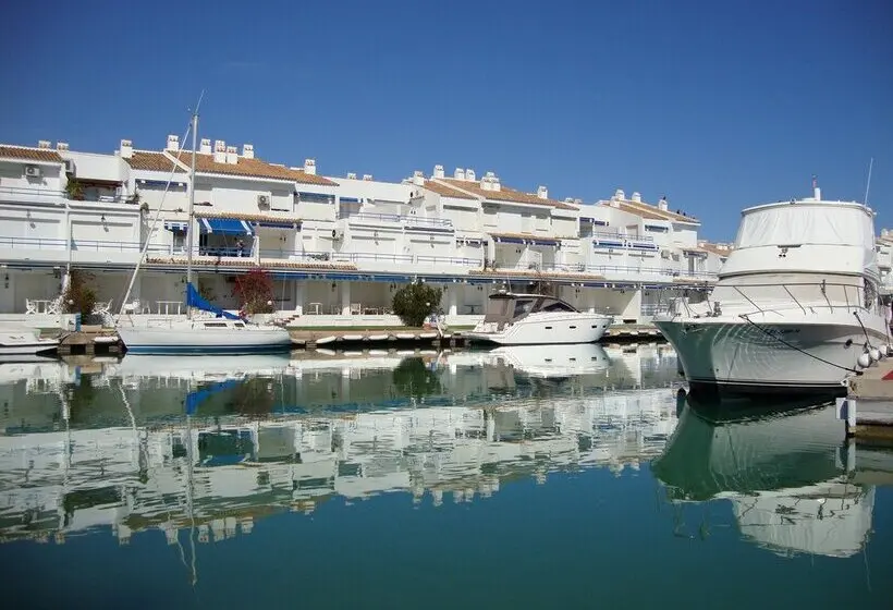 Apartamentos Poblado Marinero 3000