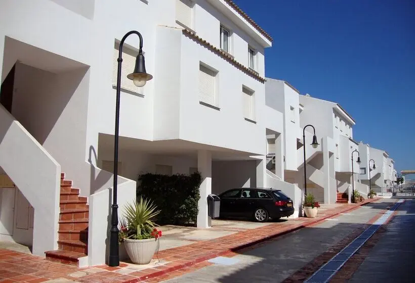 Apartamentos Poblado Marinero 3000
