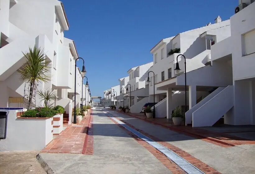 Apartamentos Poblado Marinero 3000