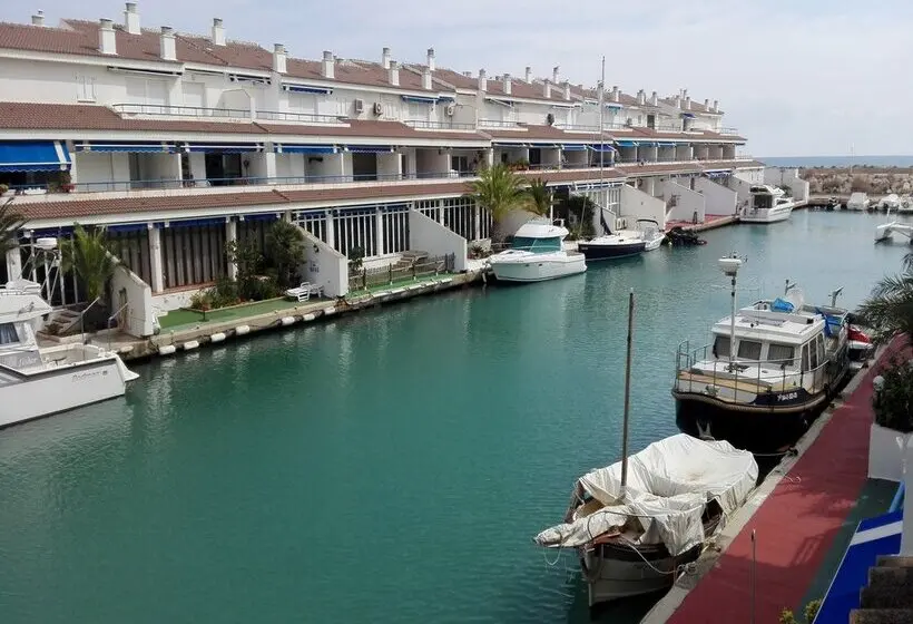 Apartamentos Poblado Marinero 3000