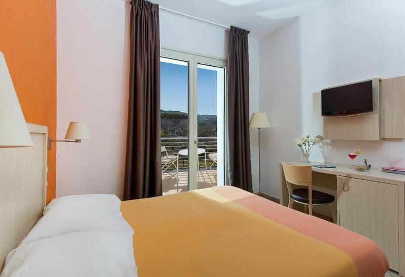 مبيت وإفطار De Maria House