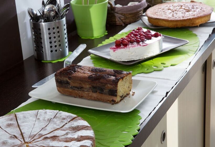 مبيت وإفطار De Maria House