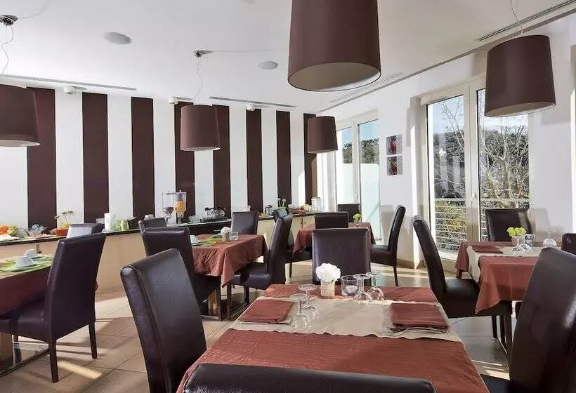 住宿加早餐 De Maria House