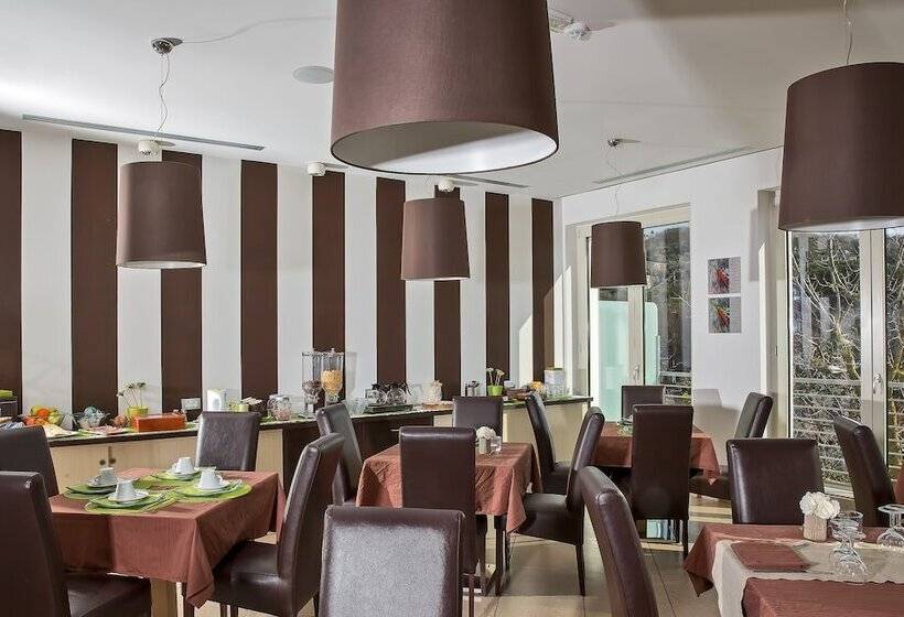 مبيت وإفطار De Maria House