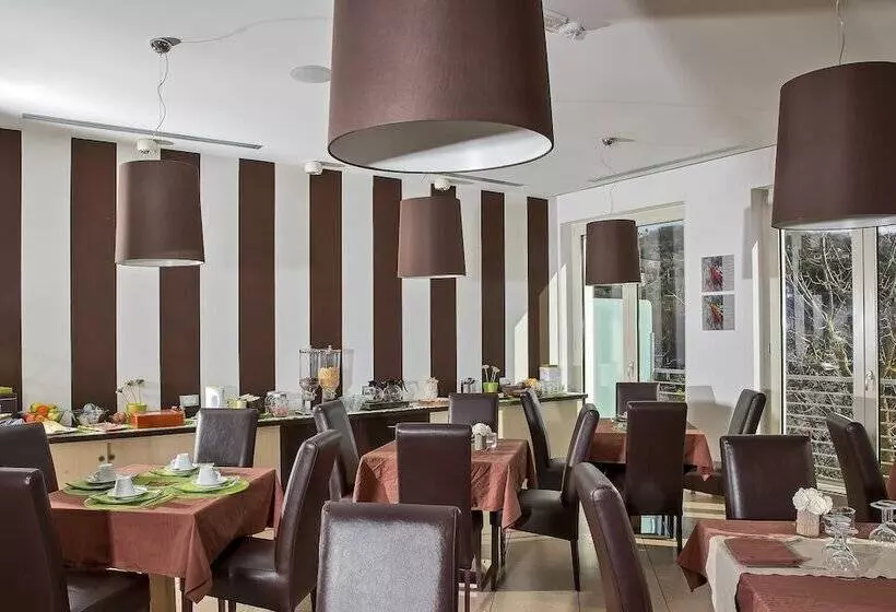 住宿加早餐 De Maria House