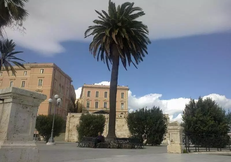 تختخواب و صبحانه Sardinia Domus