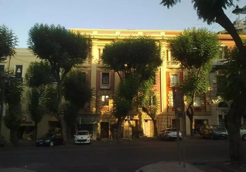 تختخواب و صبحانه Sardinia Domus