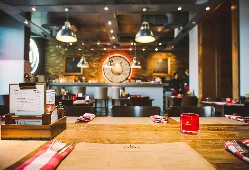 בית מלון כפרי Aviator