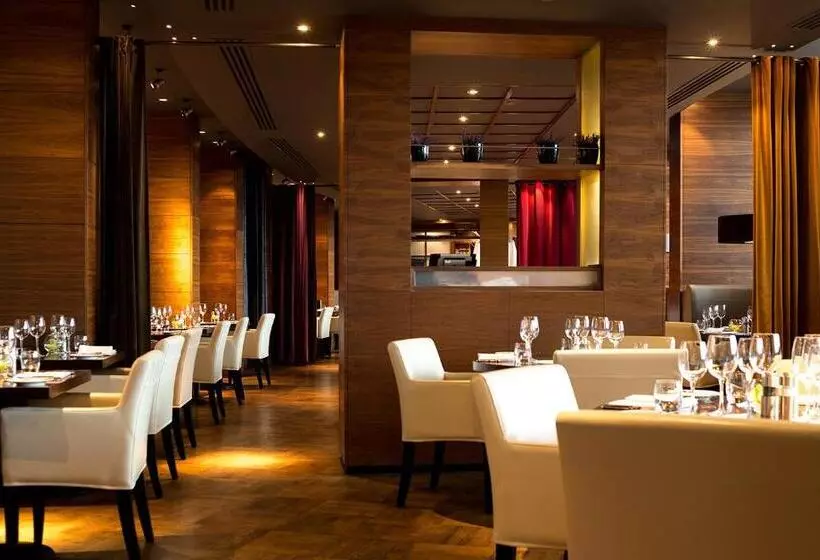 בית מלון כפרי Aviator