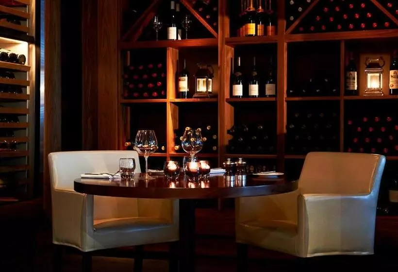 בית מלון כפרי Aviator