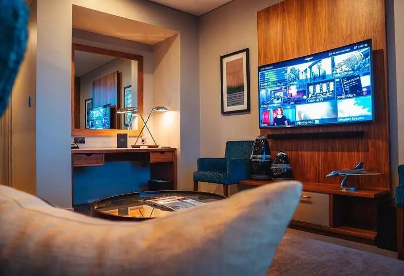 בית מלון כפרי Aviator