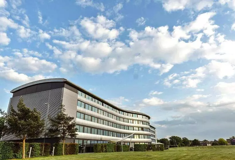 בית מלון כפרי Aviator