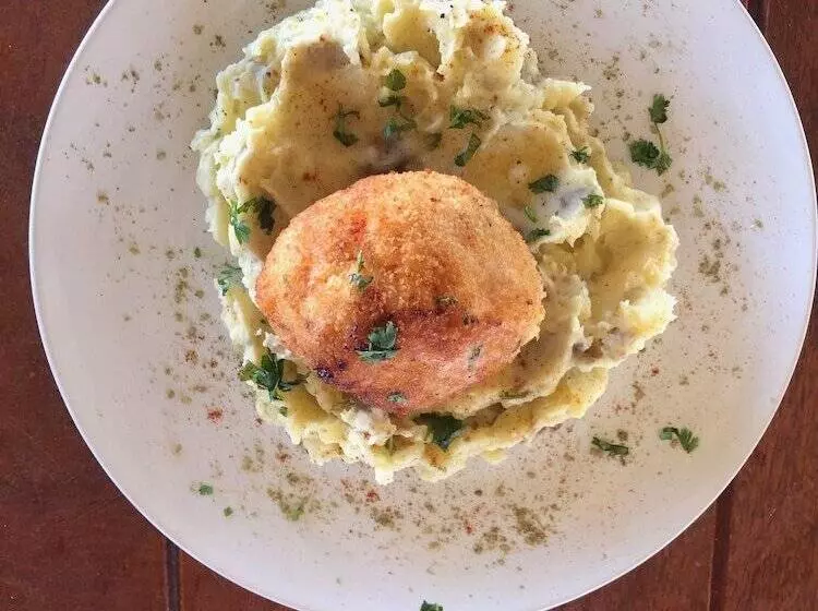 Отель Barefoot Beach Pad