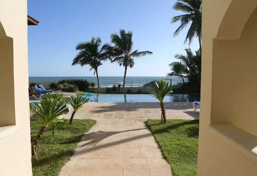 Отель Barefoot Beach Pad