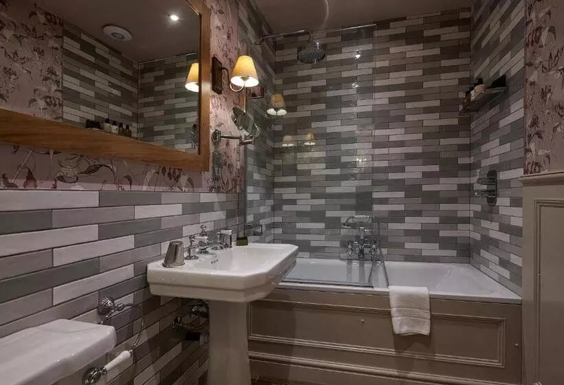 בית מלון כפרי Cavendish