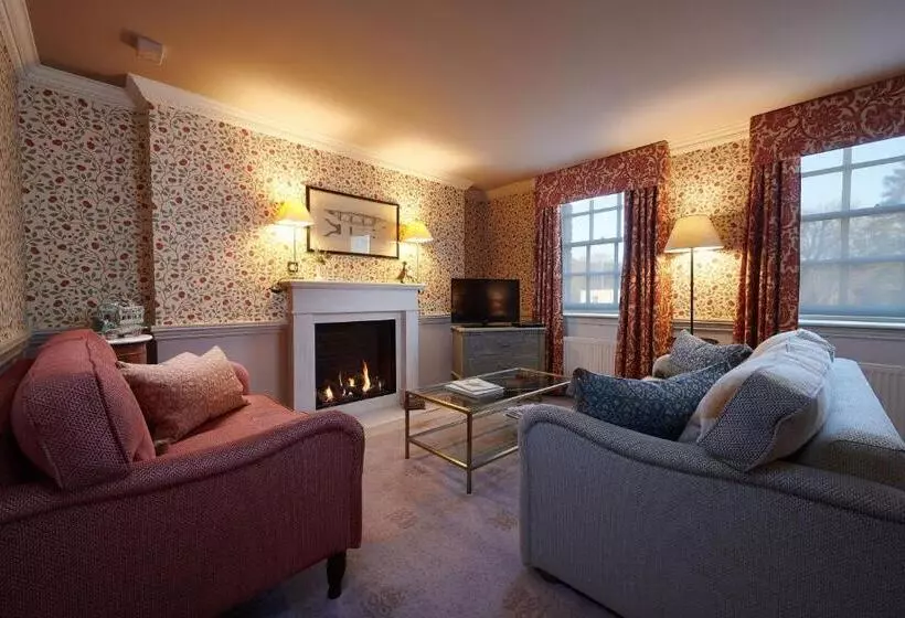 בית מלון כפרי Cavendish