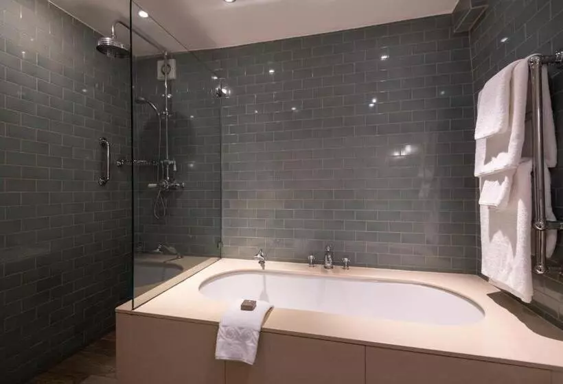 בית מלון כפרי Cavendish