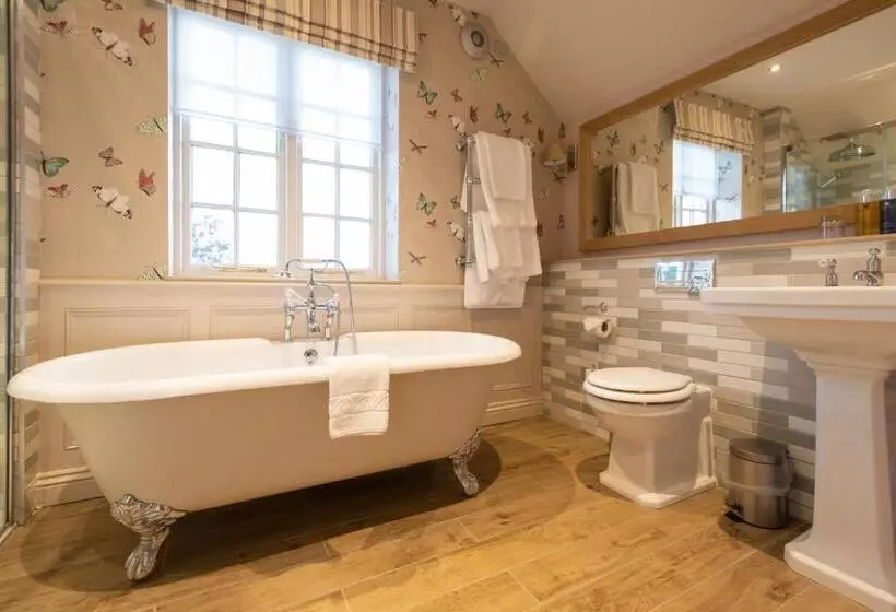 בית מלון כפרי Cavendish