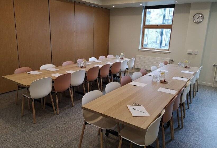 בית מלון כפרי Edinburgh Central Accommodation