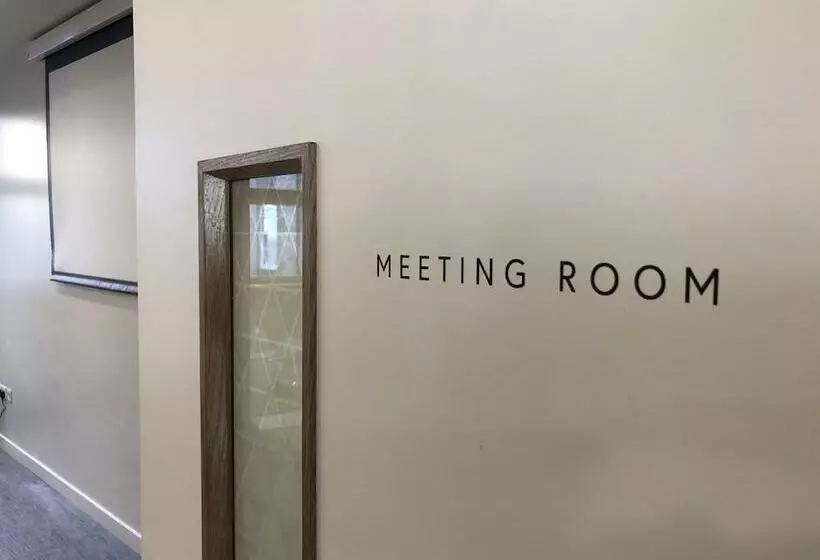 호텔 Edinburgh Central Accommodation