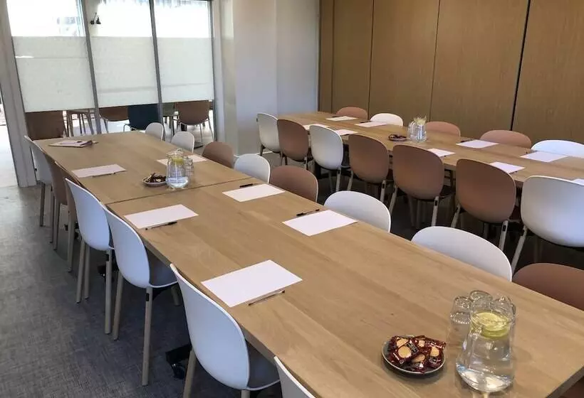 호텔 Edinburgh Central Accommodation