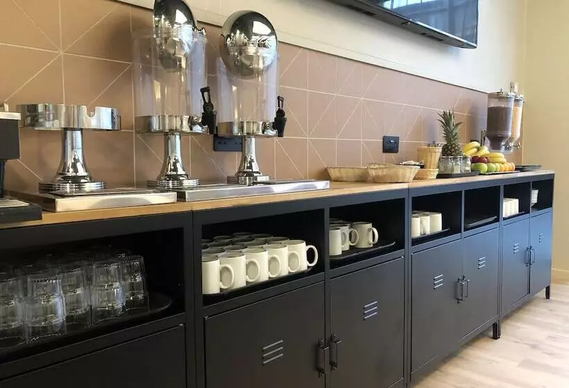 호텔 Edinburgh Central Accommodation