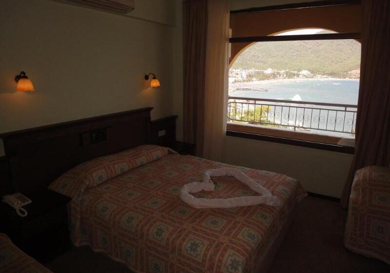 فندق Golmar Beach