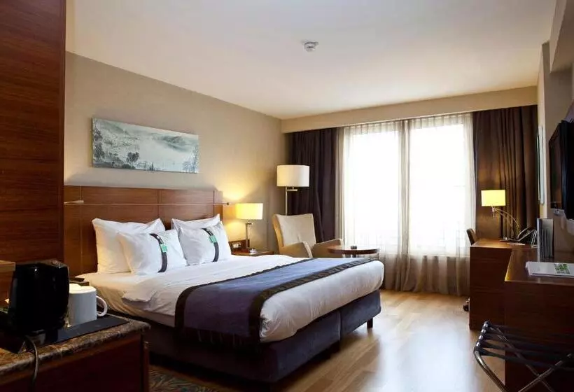Hotel Holiday Inn Sisli, An Ihg