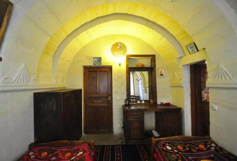 Отель Kismet Cave House