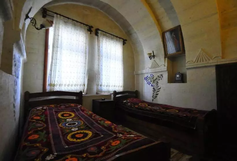 Отель Kismet Cave House