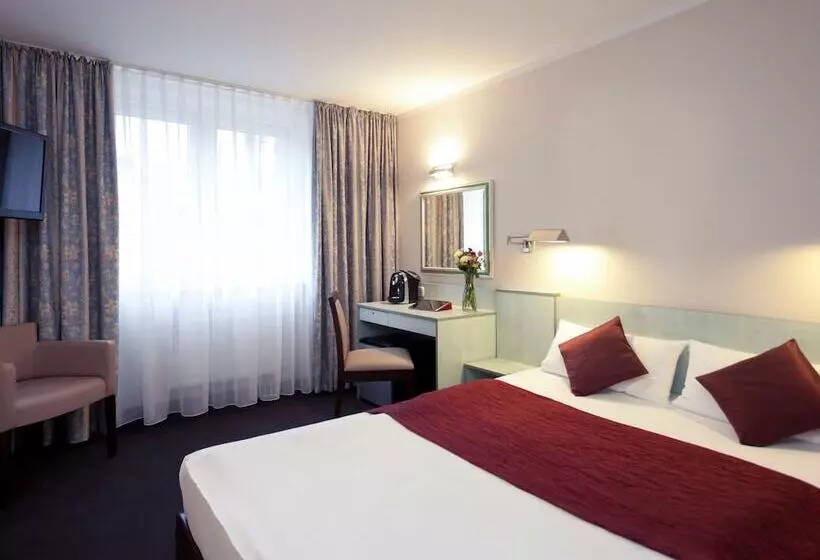 Отель Mercure Frankfurt City Messe