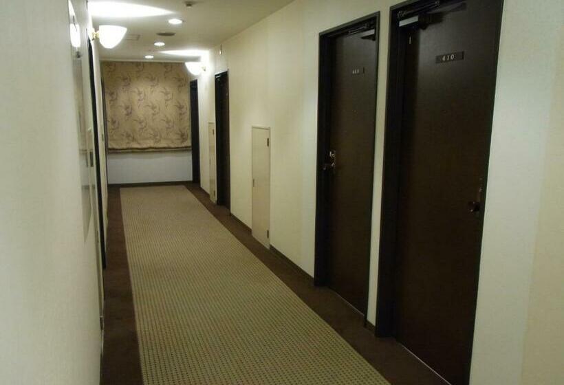 בית מלון כפרי New Ueno