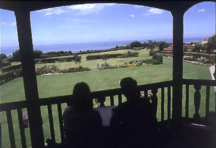 Отель Sea Marge