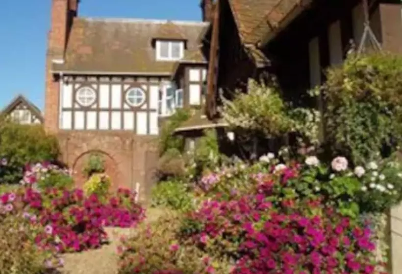 Отель Sea Marge