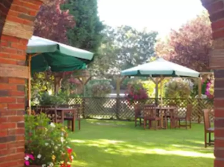 Отель Sea Marge