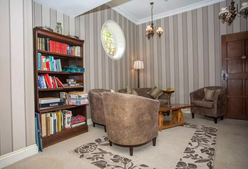 Отель Sea Marge