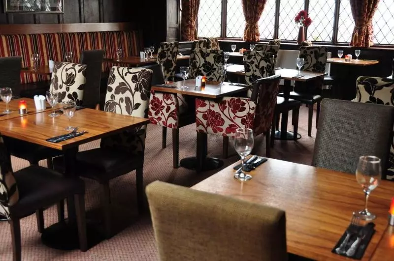 בית מלון כפרי The Angel Inn