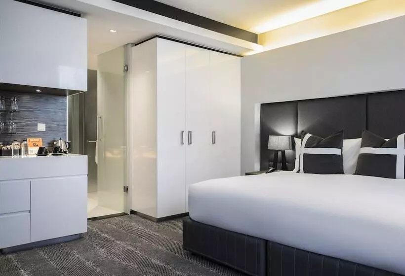 The Capital 15 On Orange Hotel & Spa