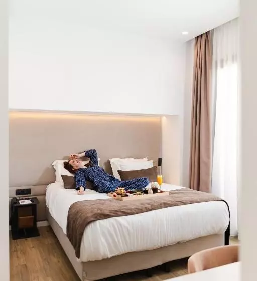 酒店 The Marblous Athens