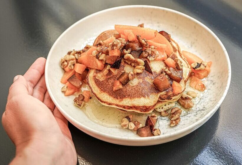 Отель The Marblous Athens