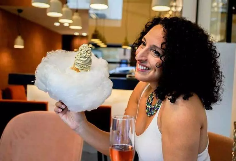 酒店 The Marblous Athens