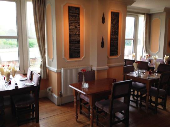 فندق The Three Tuns Coaching Inn