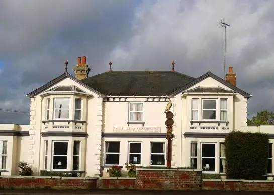 酒店 The Three Tuns Coaching Inn